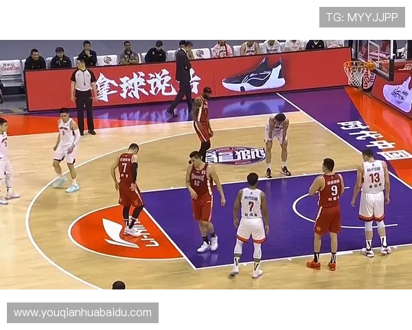 火爆场面 辽超总决赛大连队对阵本溪队吸引55678名观众现场观战