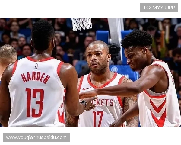 火箭队签下戴申尼克斯和凯莱布麦康奈尔后将其裁掉送往发展联盟