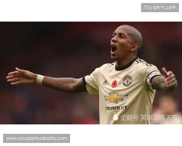 天空体育记者透露罗杰斯与维拉续约谈判进展顺利有望签至2031年